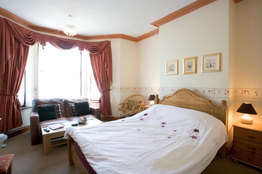 Jadellas Scarborough Room photo